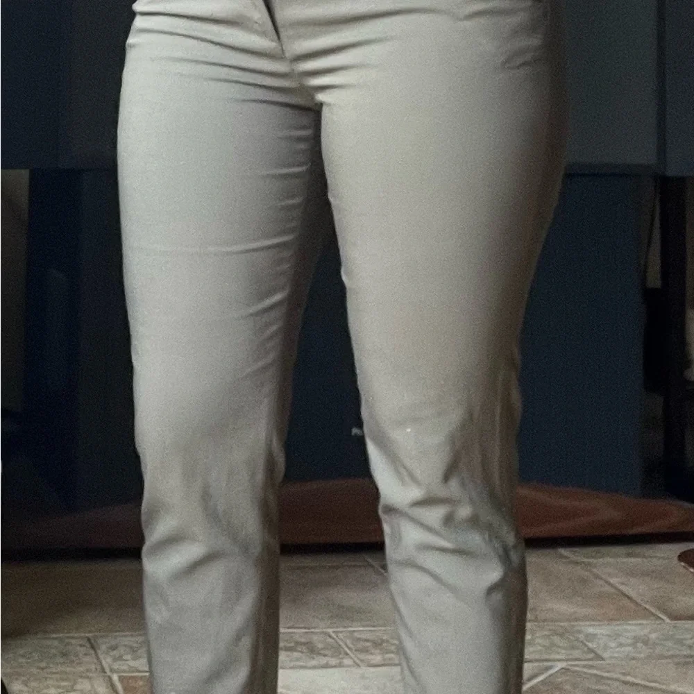 Pants & blouse - Picture 3 of 3